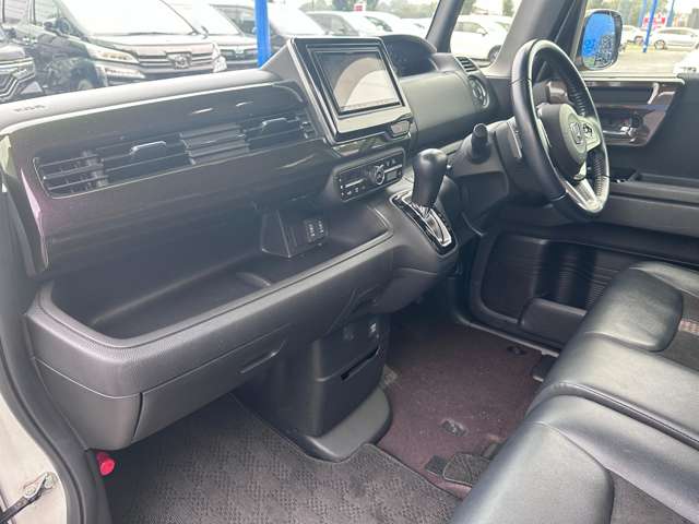 ホンダ Ｎ　ＢＯＸ カスタム ６６０ Ｇ Ｌ ターボ ホンダセンシング ４ＷＤ H29年 (関東) 99