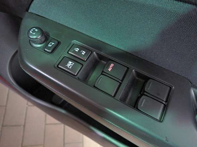 スズキ スイフト １．２ ＸＬ－ＤＪＥ H26年 () 99