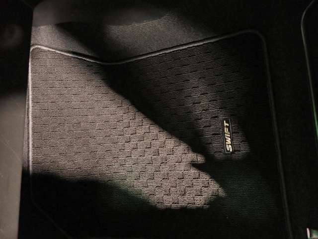 スズキ スイフト １．２ ＸＬ－ＤＪＥ H26年 () 99