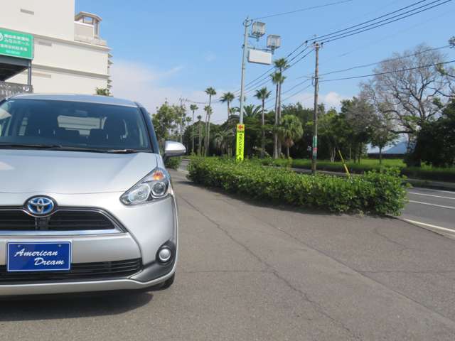 トヨタ シエンタ　ハイブリッド ハイブリッド １．５ Ｇ H27年 (九州・沖縄) 99