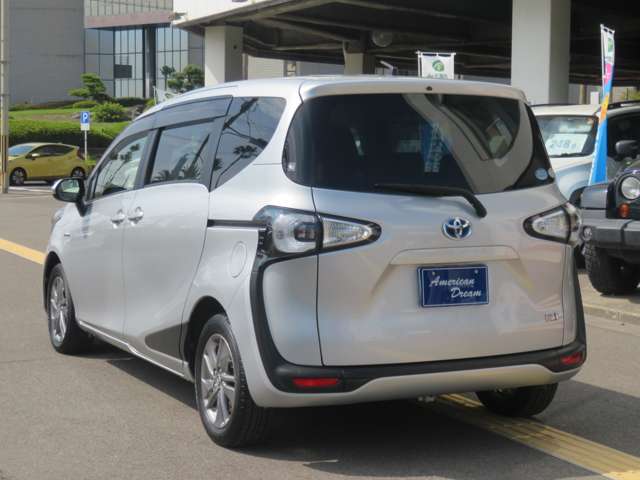 トヨタ シエンタ　ハイブリッド ハイブリッド １．５ Ｇ H27年 (九州・沖縄) 99