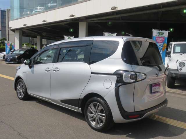 トヨタ シエンタ　ハイブリッド ハイブリッド １．５ Ｇ H27年 (九州・沖縄) 99