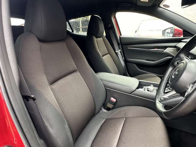 マツダ ＭＡＺＤＡ３　ファストバック １．８ ＸＤ プロアクティブ ツーリング セレクション ディーゼルターボ R1年 (関東) 99