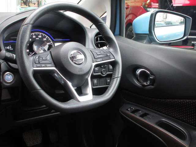 日産 ノート １．２ Ｅ－ＰＯＷＥＲ メダリスト H29年 (関東) 99