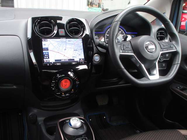 日産 ノート １．２ Ｅ－ＰＯＷＥＲ メダリスト H29年 (関東) 99