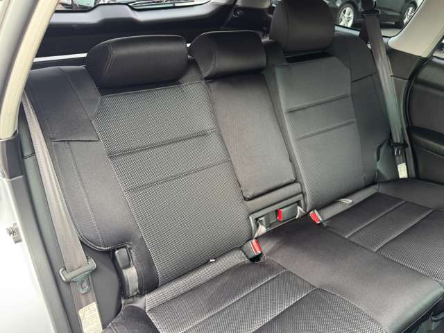 スバル レガシィツーリングワゴン ２．０ ＧＴ－Ｂ Ｅ－ＴＵＮＥ ＩＩ ４ＷＤ H14年 (近畿) 99