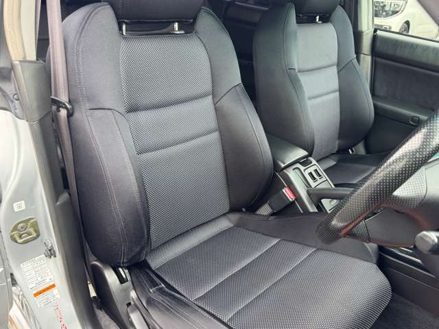 スバル レガシィツーリングワゴン ２．０ ＧＴ－Ｂ Ｅ－ＴＵＮＥ ＩＩ ４ＷＤ H14年 (近畿) 99