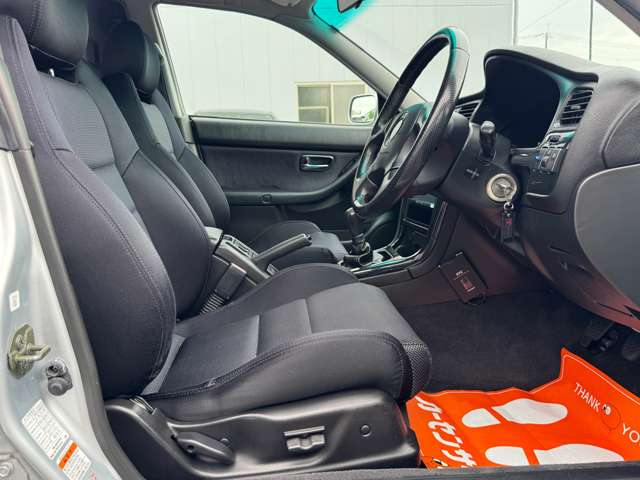 スバル レガシィツーリングワゴン ２．０ ＧＴ－Ｂ Ｅ－ＴＵＮＥ ＩＩ ４ＷＤ H14年 (近畿) 99