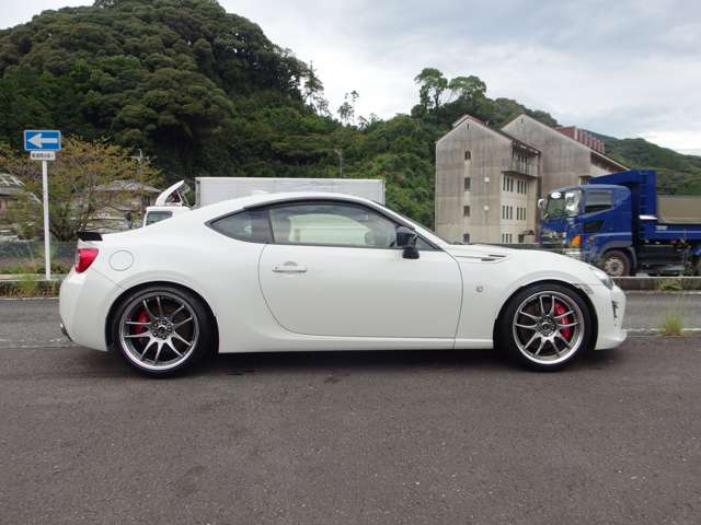 トヨタ ８６ ２．０ ＧＴ リミテッド ブラックパッケージ H29年 (東海) 99