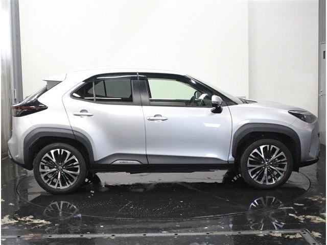 トヨタ ヤリスクロス　ハイブリッド １．５ ハイブリッド Ｚ Ｅ－ＦＯＵＲ ４ＷＤ R5年 (北海道) 99