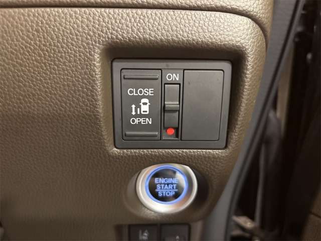 ホンダ Ｎ　ＢＯＸ ６６０ Ｌ R5年 (近畿) 99