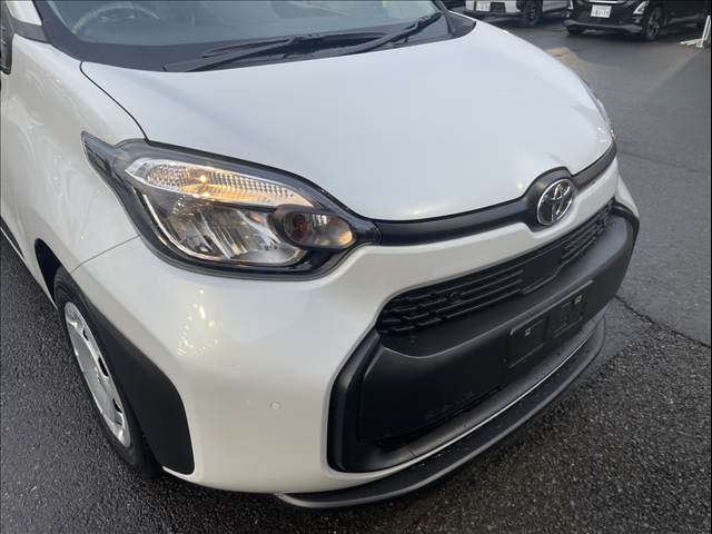 トヨタ シエンタ １．５ Ｘ R8年 (関東) 99