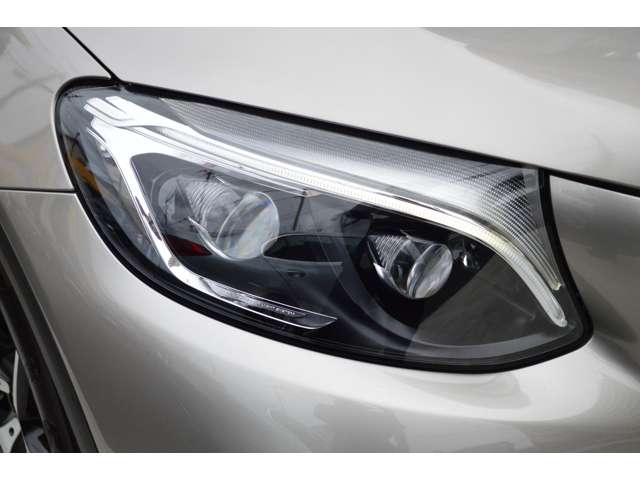 メルセデスベンツ ＧＬＣクラス ２２０ Ｄ ４マチック ローレウス エディション ディーゼルターボ ４ＷＤ R1年 (関東) 99