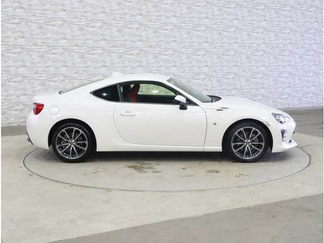 トヨタ ８６ ２．０ ＧＴ R2年 (関東) 99