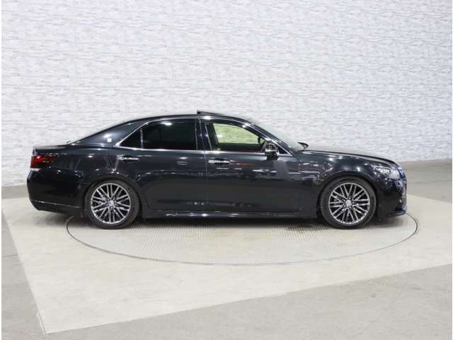 トヨタ クラウン　ハイブリッド ハイブリッド ２．５ Ｓ ブラックスタイル H26年 (関東) 99