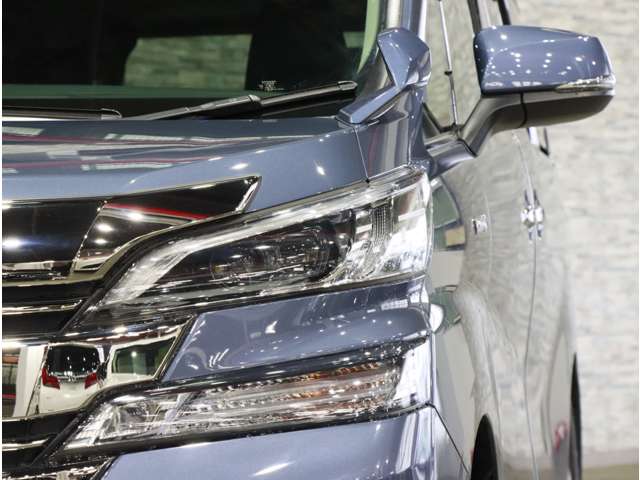 トヨタ ヴェルファイア　ハイブリッド ハイブリッド ２．５ ＺＲ Ｅ－ＦＯＵＲ ４ＷＤ H29年 (関東) 99