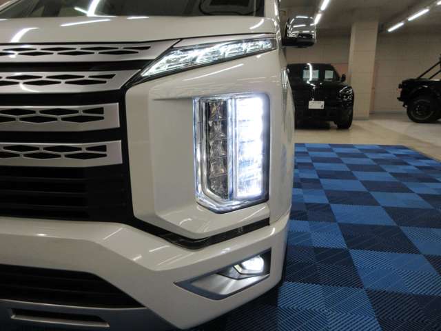 三菱 デリカ　Ｄ：５ ２．２ Ｐ ディーゼルターボ ４ＷＤ R3年 (関東) 99