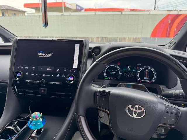 トヨタ アルファード　ハイブリッド ハイブリッド ２．５ Ｚ Ｅ－ＦＯＵＲ ４ＷＤ R7年 () 99