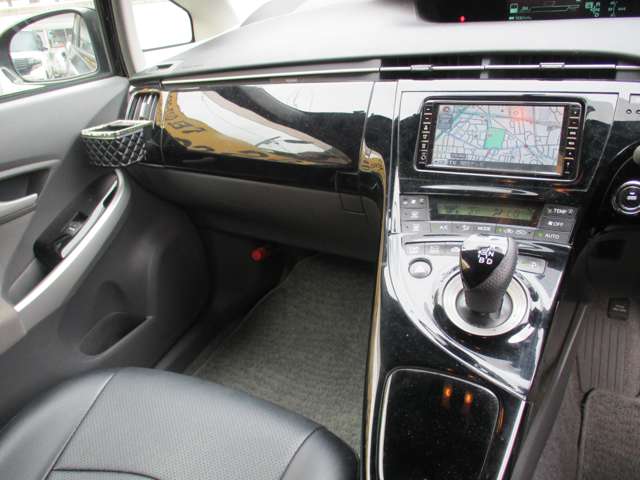 トヨタ プリウス １．８ Ｓ H21年 () 99
