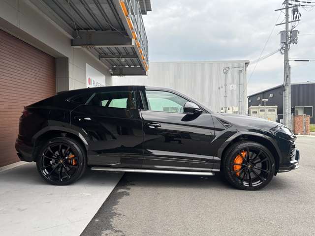 ランボルギーニ ウルス ４．０ ４ＷＤ R1年 (近畿) 99