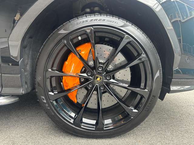 ランボルギーニ ウルス ４．０ ４ＷＤ R1年 (近畿) 99
