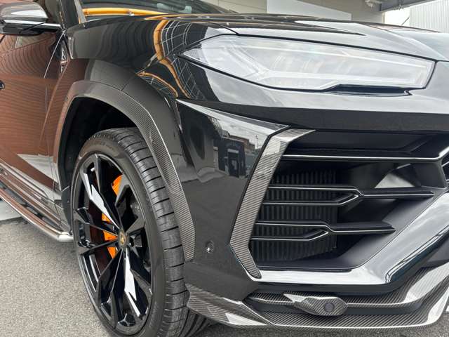 ランボルギーニ ウルス ４．０ ４ＷＤ R1年 (近畿) 99