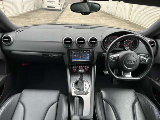 アウディ ＴＴ クーペ　２．０　ＴＦＳＩ H23年 (近畿) 99