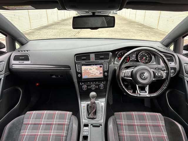 フォルクスワーゲン ゴルフ ＧＴＩ H26年 (近畿) 99