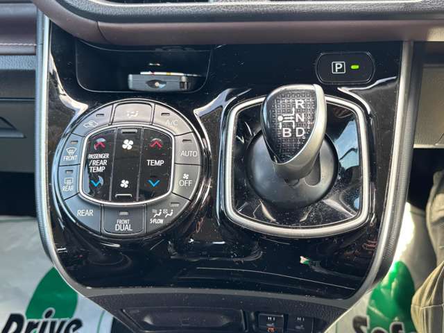 トヨタ エスクァイア ２．０ ＧＩ H27年 (東北) 99