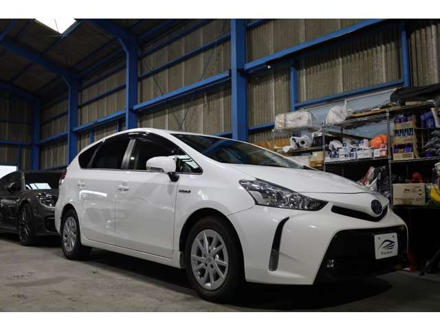 トヨタ プリウスΑ １．８ Ｓ H27年 (東海) 99