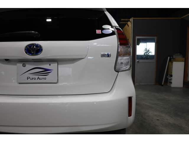 トヨタ プリウスΑ １．８ Ｓ H27年 (東海) 99