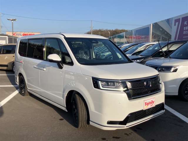 ホンダ ステップワゴン　ハイブリッド ２．０ Ｅ：ＨＥＶ スパーダ R8年 (東海) 99