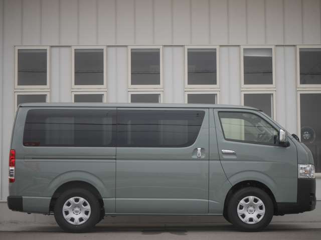 トヨタ ハイエースバン ２．０ スーパーＧＬ ロング R7年 () 99
