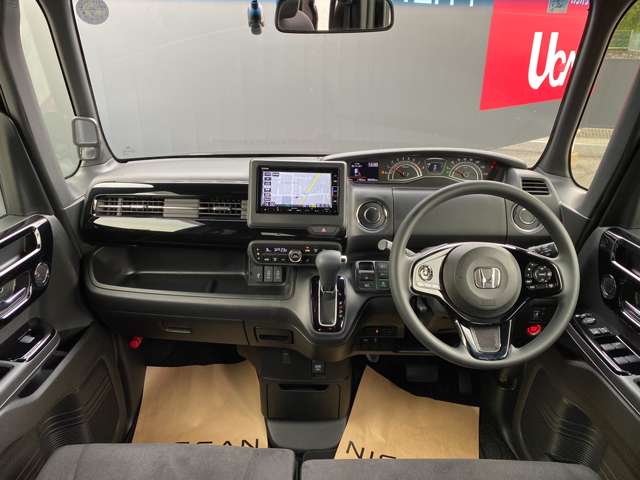 ホンダ Ｎ　ＢＯＸ カスタム ６６０ Ｌ R4年 (中国) 99