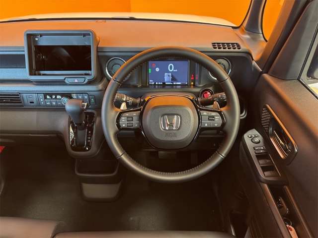 ホンダ Ｎ　ＢＯＸ カスタム ６６０ ターボ R8年 () 99