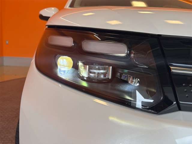 ホンダ フリード　ハイブリッド １．５ Ｅ：ＨＥＶ エアー ＥＸ R8年 () 99