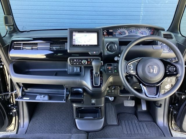 ホンダ Ｎ　ＢＯＸ カスタム ６６０ Ｌ R4年 (近畿) 99