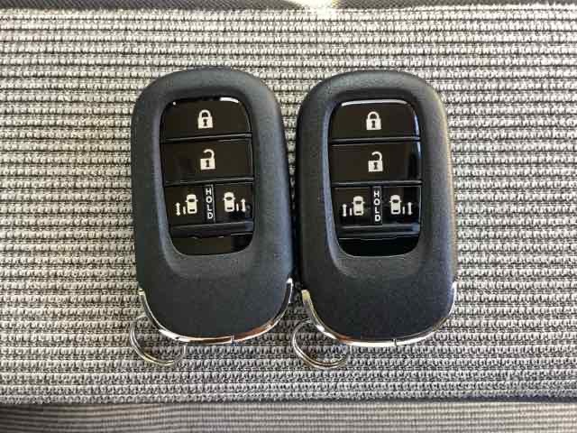 ホンダ Ｎ　ＢＯＸ ６６０ ファッションスタイル ２トーン R7年 (近畿) 99