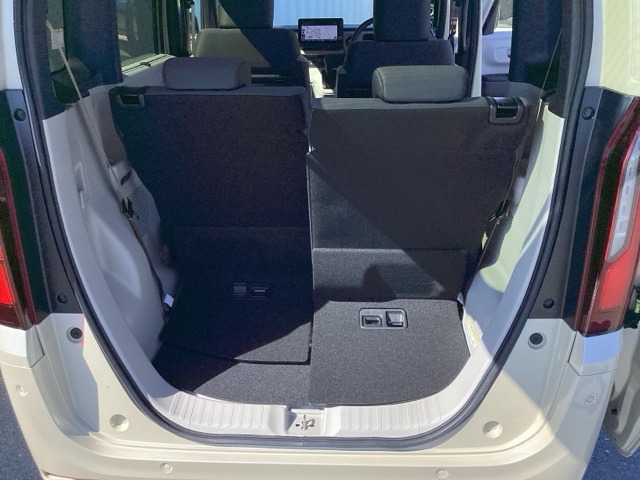 ホンダ Ｎ　ＢＯＸ ６６０ ファッションスタイル ２トーン R7年 (近畿) 99