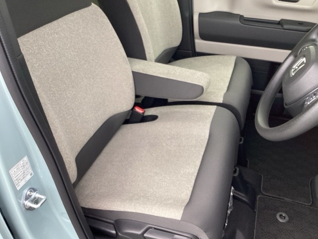 ホンダ Ｎ　ＢＯＸ ６６０ ファッションスタイル ２トーン R7年 (近畿) 99