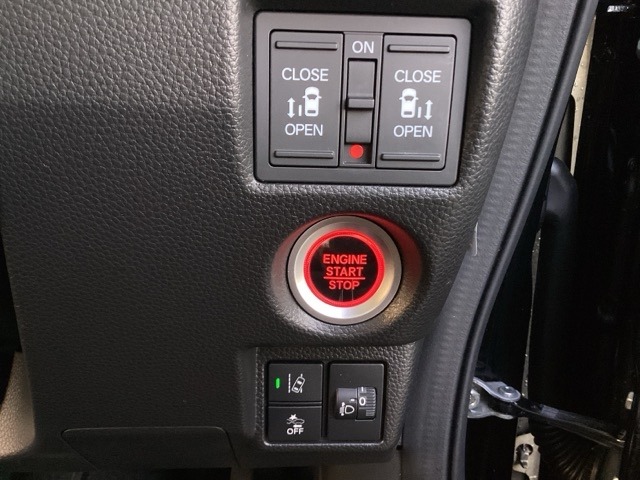 ホンダ Ｎ　ＢＯＸ カスタム ６６０ Ｌ R3年 (近畿) 99