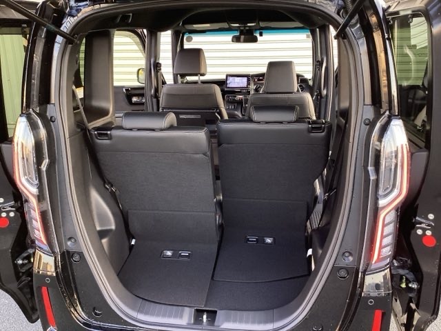 ホンダ Ｎ　ＢＯＸ カスタム ６６０ Ｌ R3年 (近畿) 99