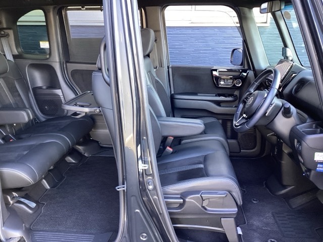 ホンダ Ｎ　ＢＯＸ カスタム ６６０ Ｌ ターボ R3年 (近畿) 99