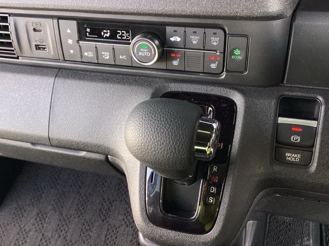 ホンダ Ｎ　ＢＯＸ カスタム ６６０ ターボ R7年 (近畿) 99