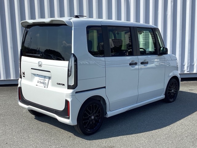 ホンダ Ｎ　ＢＯＸ カスタム ６６０ ターボ ブラック スタイル R8年 () 99