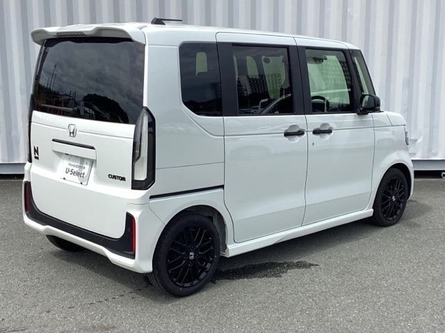 ホンダ Ｎ　ＢＯＸ カスタム ６６０ ターボ ブラック スタイル R8年 () 99
