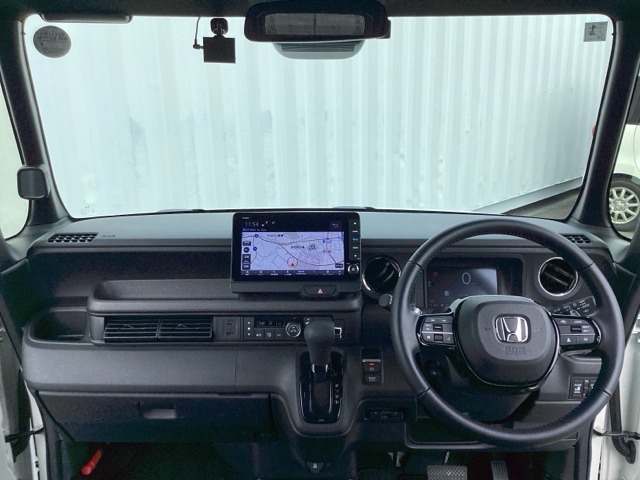 ホンダ Ｎ　ＢＯＸ カスタム ６６０ ターボ ブラック スタイル R8年 () 99