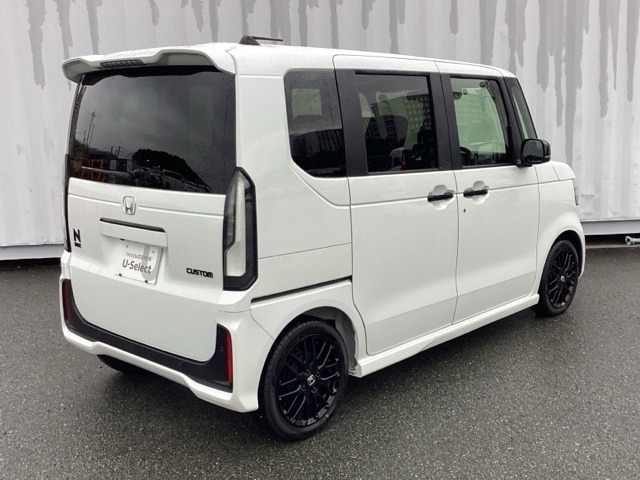 ホンダ Ｎ　ＢＯＸ カスタム ６６０ ターボ ブラック スタイル R8年 () 99