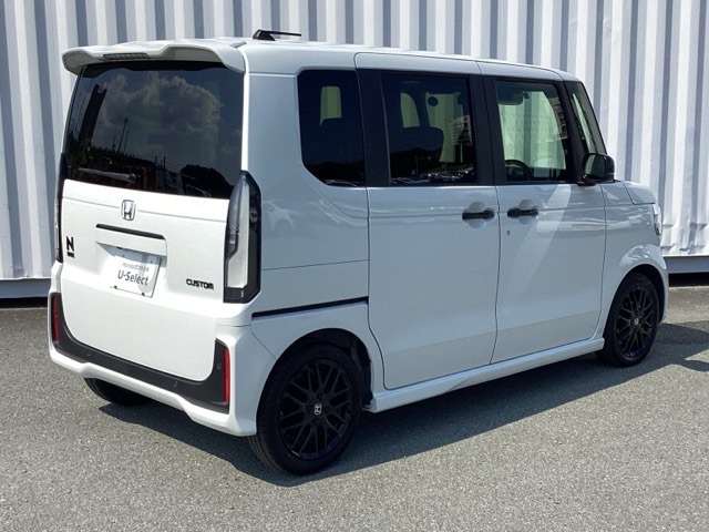 ホンダ Ｎ　ＢＯＸ カスタム ６６０ ターボ ブラック スタイル R8年 () 99