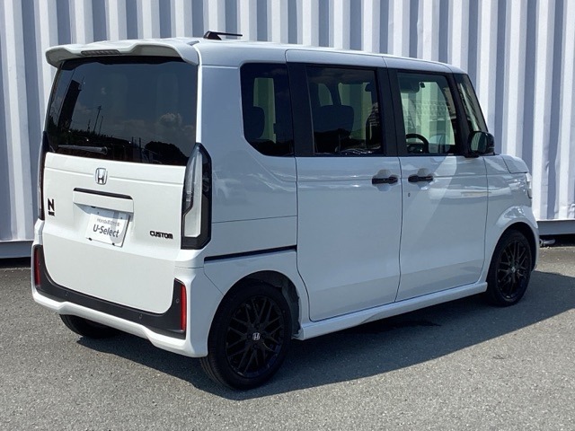 ホンダ Ｎ　ＢＯＸ カスタム ６６０ ターボ ブラック スタイル R8年 () 99